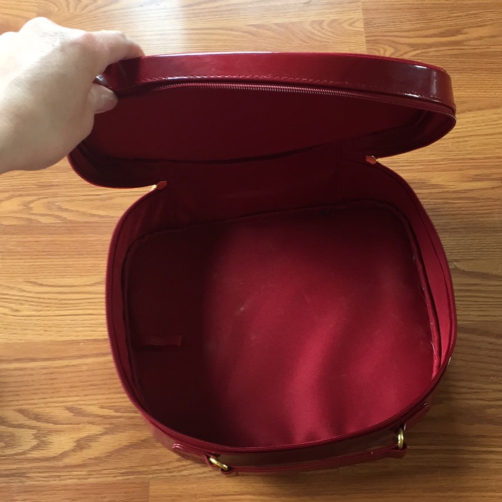 Bags - Picture 3 of 6